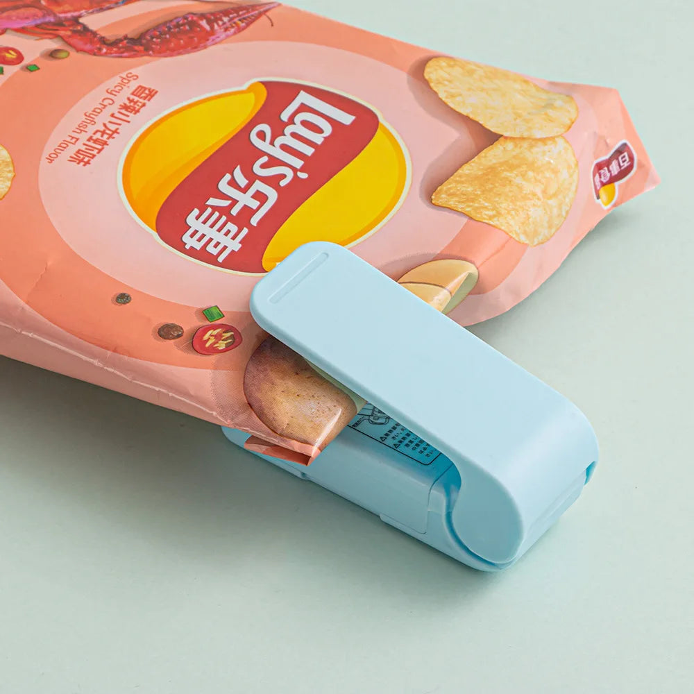 ختم حراري صغير للأكياس – جهاز ختم أكياس الطعام المحمول (Portable Mini Heat Bag Sealer)